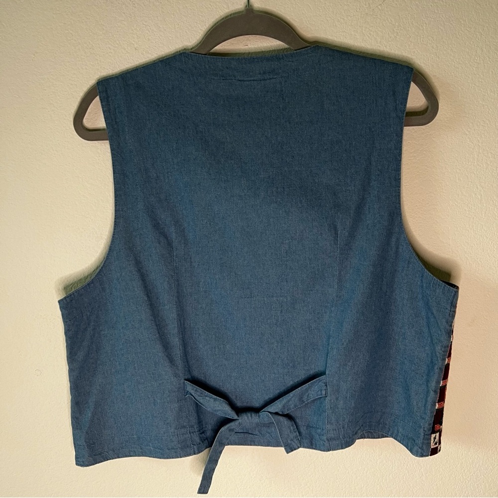Vintage Orvis Made in the USA Chambray Christmas Birdhouse Tapestry Vest Large - Picture 7 of 11